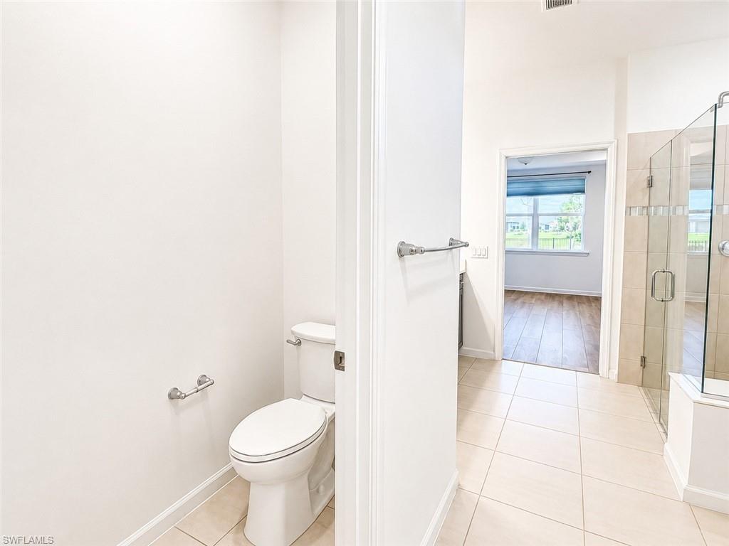 42723 Valley Brooks St Property Photo 17