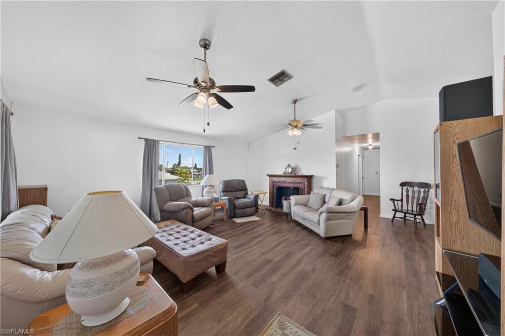 13442 Caribbean Blvd Property Photo 6