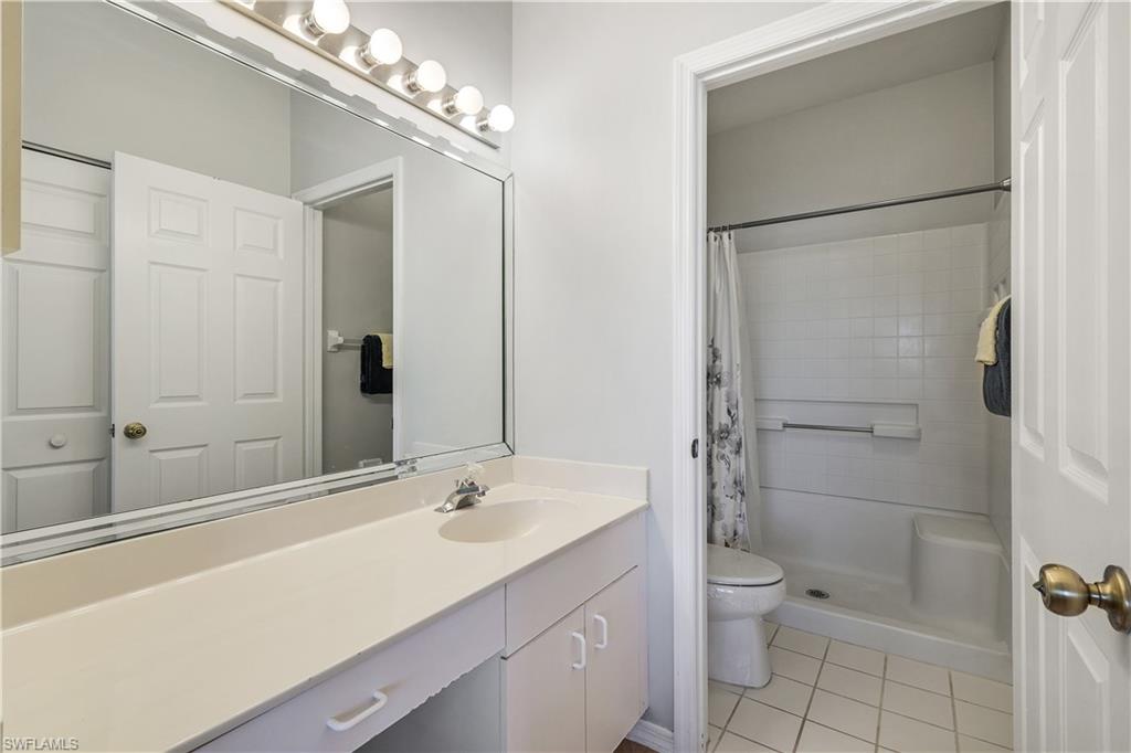 12131 Summergate Cir 203 Property Photo 18