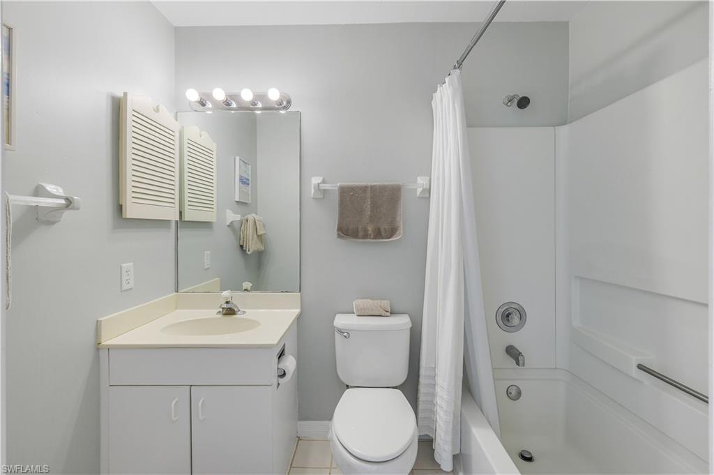 12131 Summergate Cir 203 Property Photo 20