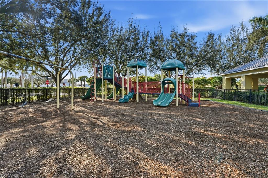 1648 Alameda Dr Property Photo 31