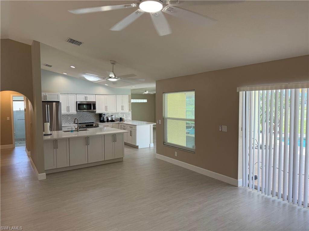 11574 Royal Tee Cir W Property Photo 4