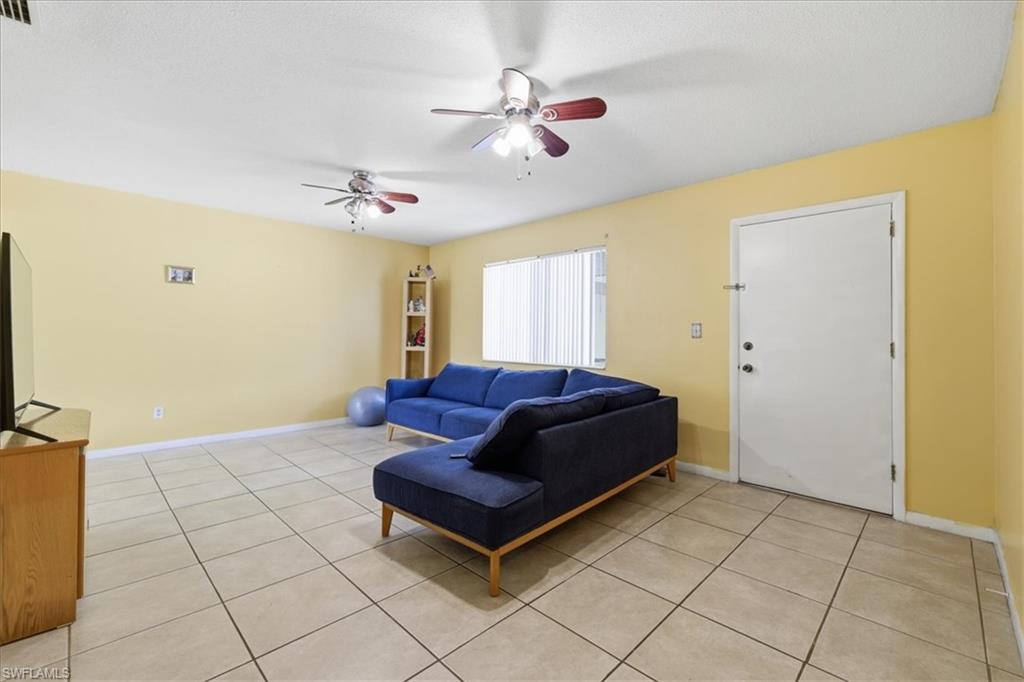 347 Joel Blvd 203 Property Photo 4