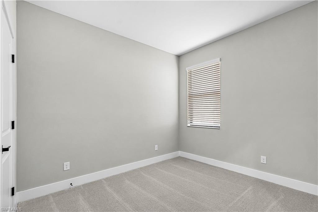 331 Nicholas Pkwy E Property Photo 20
