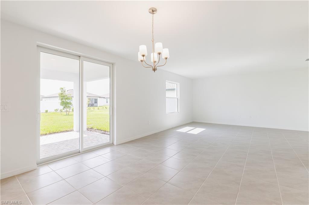 266 Lakeside Breeze Way Property Photo 6
