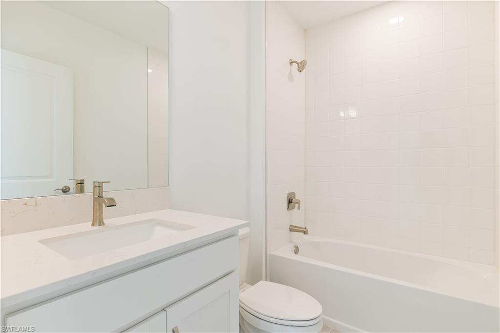 266 Lakeside Breeze Way Property Photo 14