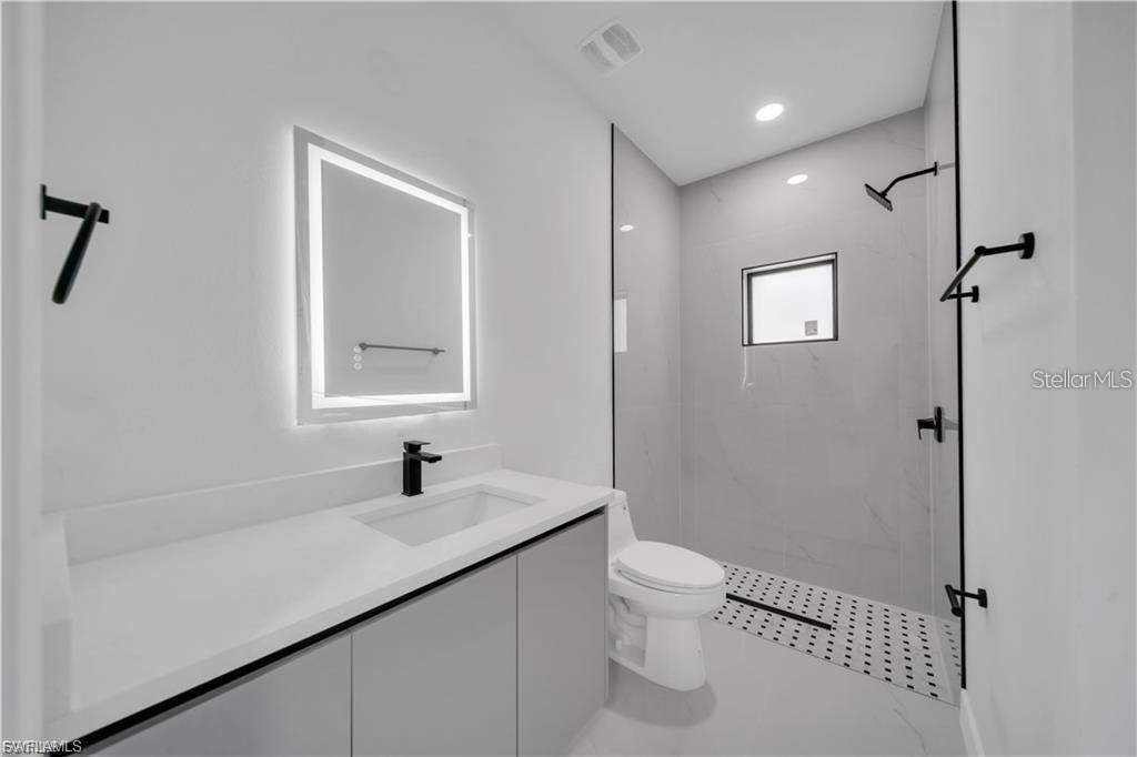 3126 Belleville Ter Property Photo 15