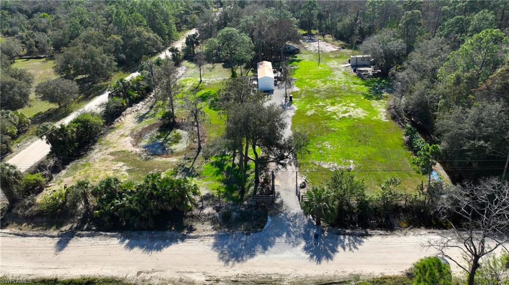22950 Tinas Ln Property Photo 6