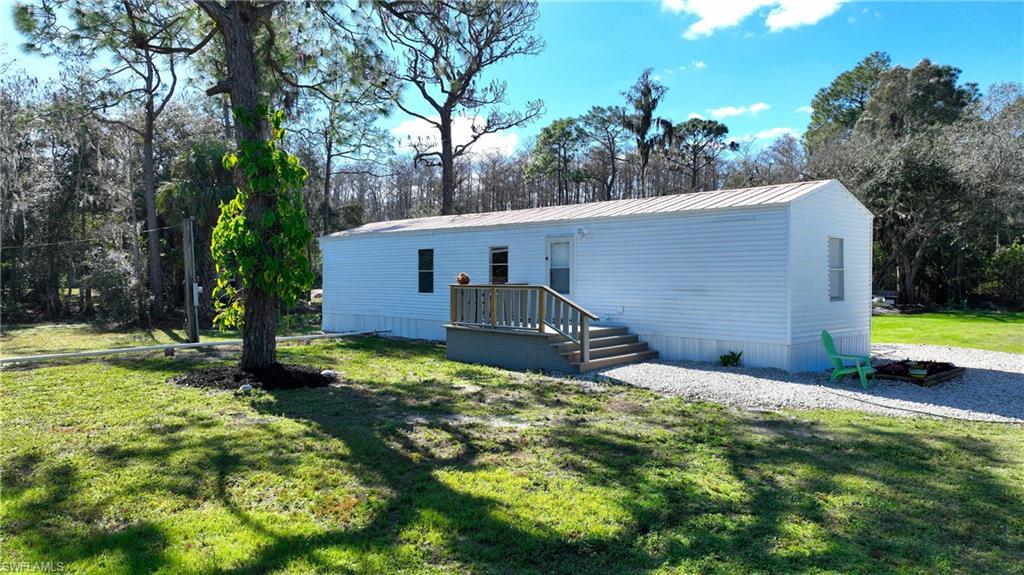 22950 Tinas Ln Property Photo 11