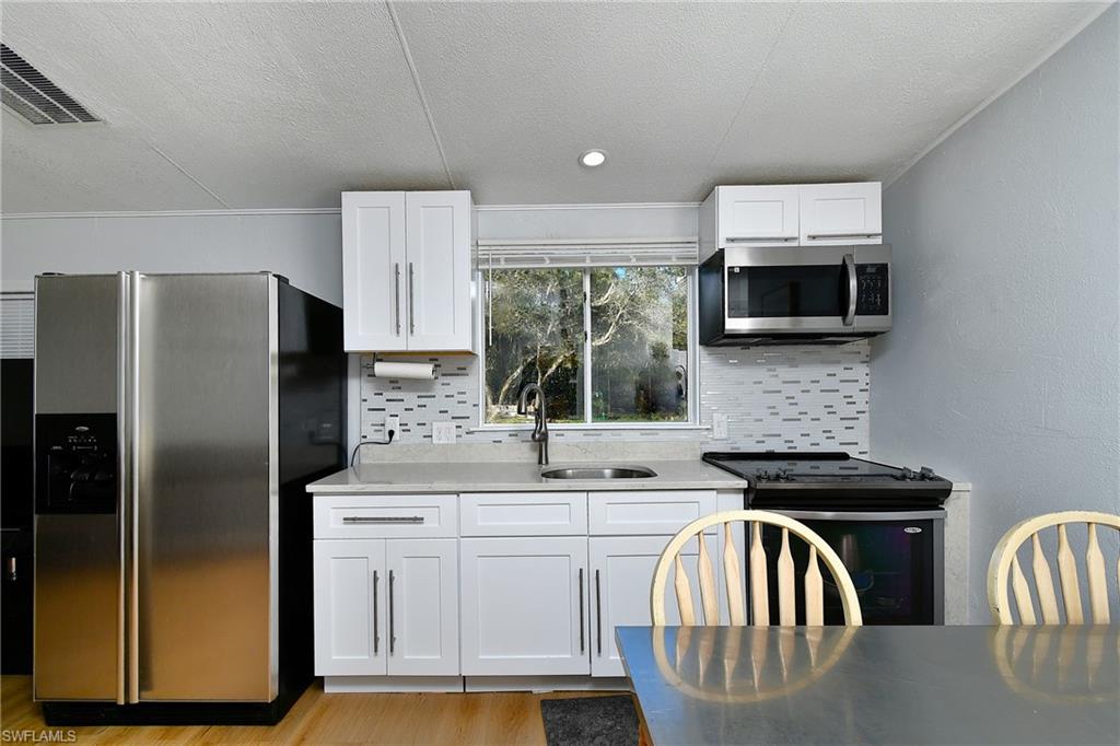 22950 Tinas Ln Property Photo 20