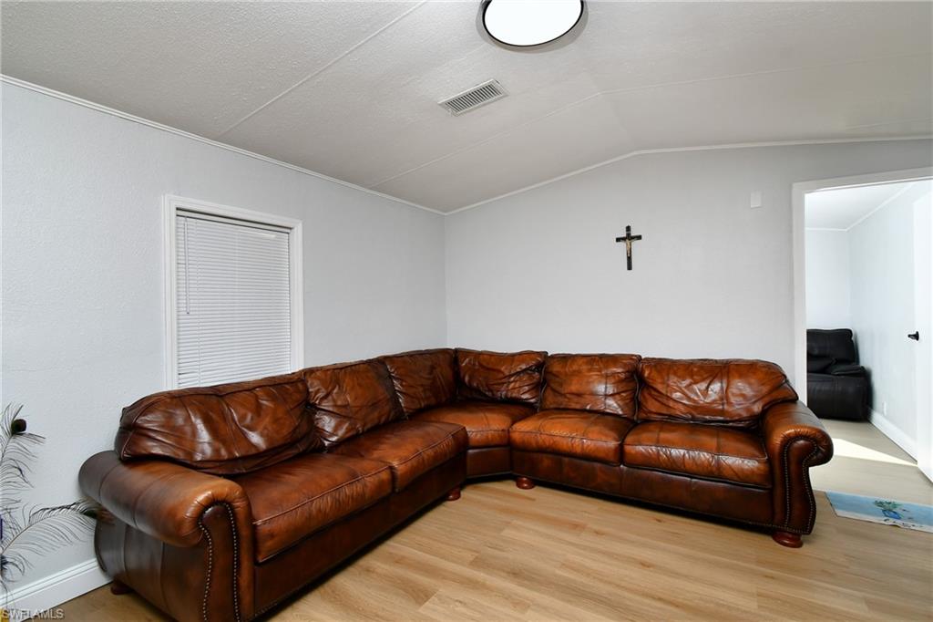22950 Tinas Ln Property Photo 22