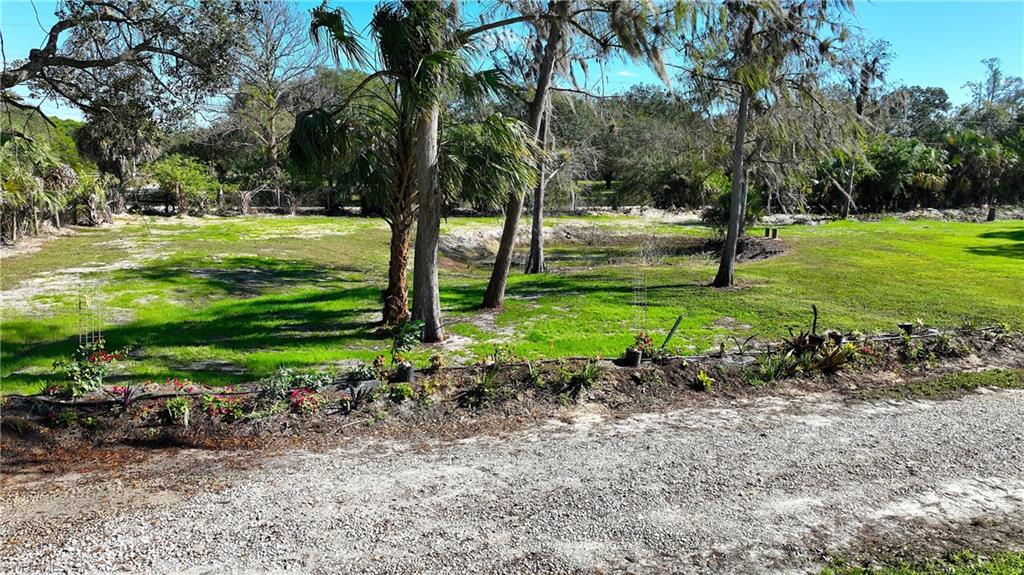 22950 Tinas Ln Property Photo 35