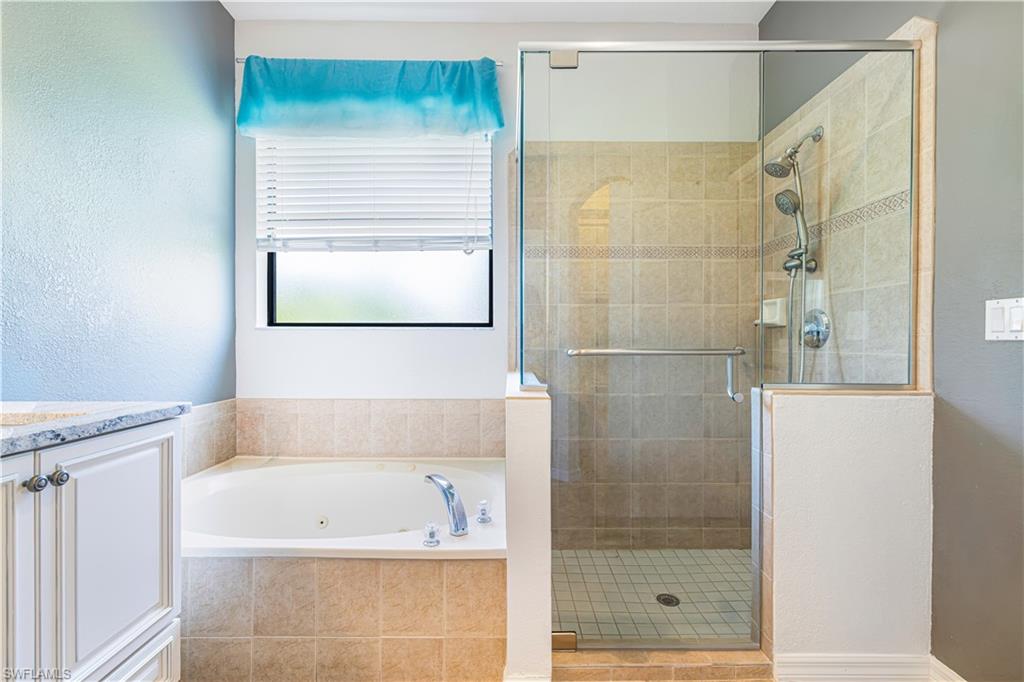 12926 Village Gate Ct Property Photo 15