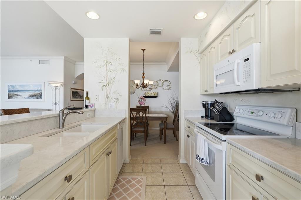 10480 Washingtonia Palm Way 1126 Property Photo 14