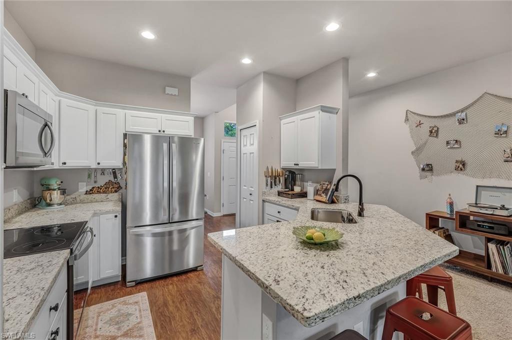 670 Nimitz Blvd Property Photo 13