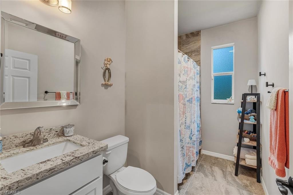 670 Nimitz Blvd Property Photo 24
