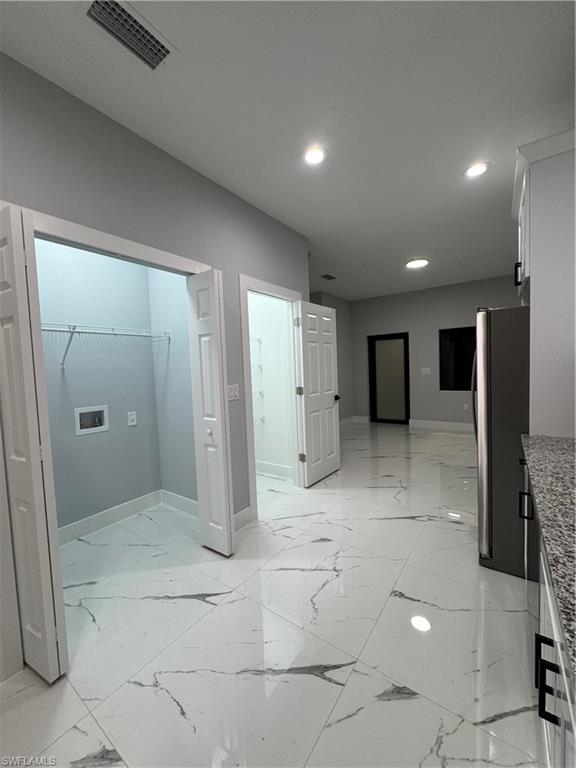 1178 Ebers St E Property Photo 6