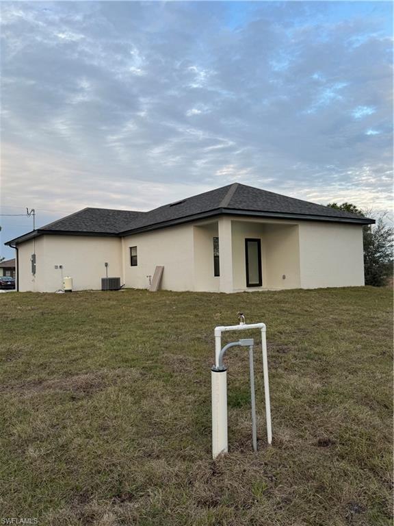 1178 Ebers St E Property Photo 34