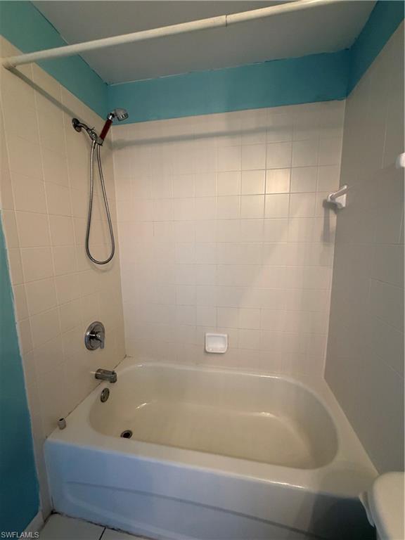 3618 Pine Oak Cir 105 Property Photo 10