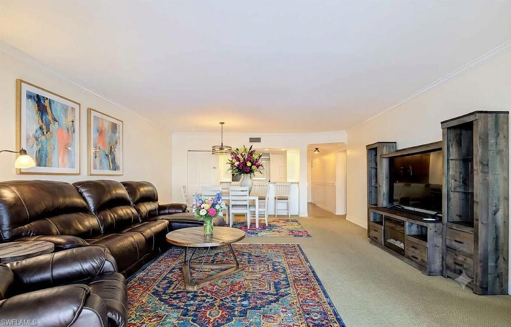 1901 Clifford St 1003 Property Photo 5