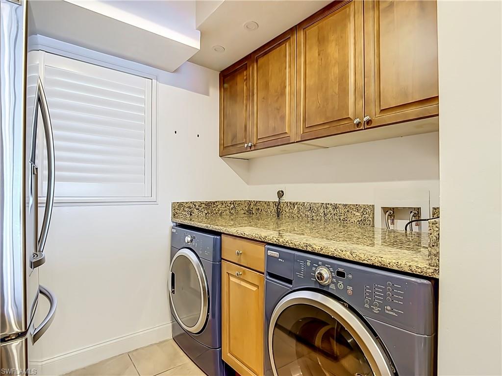 1901 Clifford St 1003 Property Photo 12