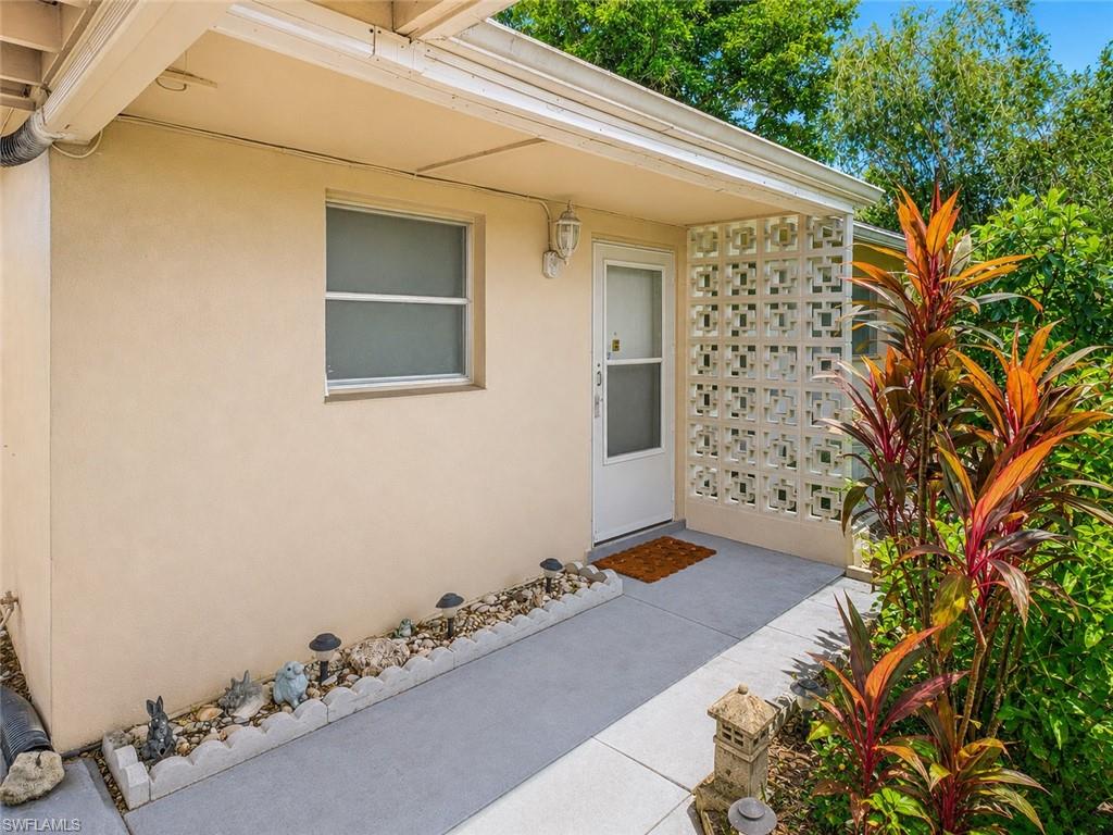 2214 Gladiola Dr Property Photo 2