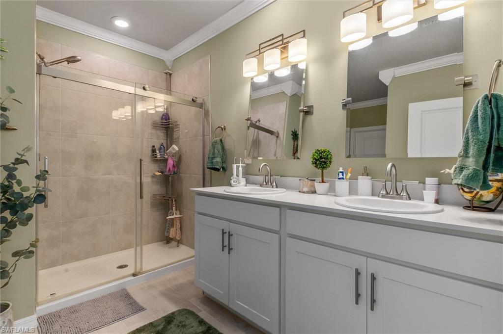 25266 Estrada Cir Property Photo 16