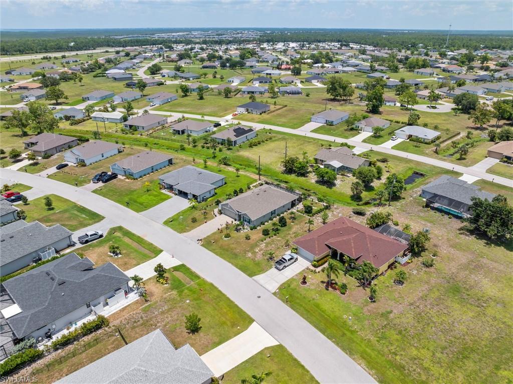 25266 Estrada Cir Property Photo 38