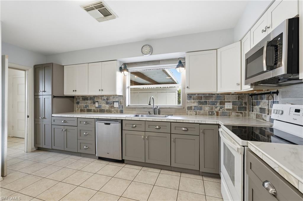 4430 Orange Grove Blvd Property Photo 14