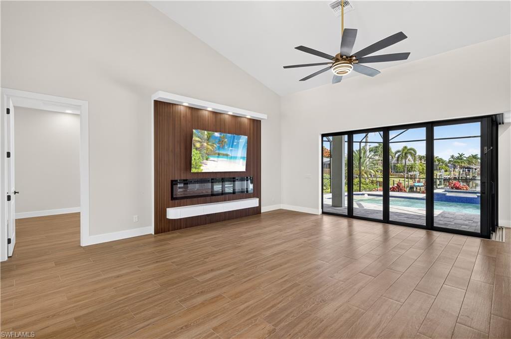 2201 Beach Pkwy W Property Photo 18