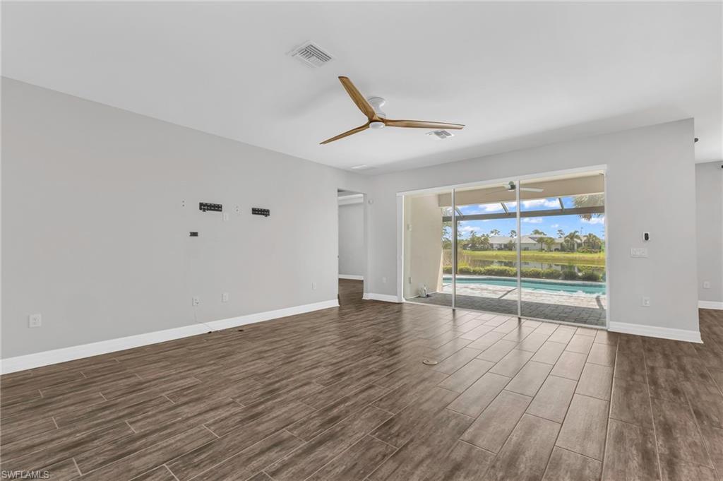 16121 Lotus Way Property Photo 17