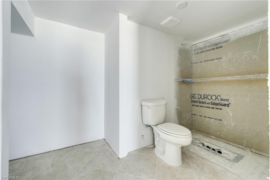 7700 Estero Blvd 402 Property Photo 25