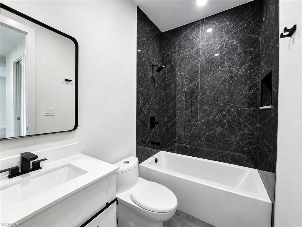 2402 George Ave S Property Photo 6