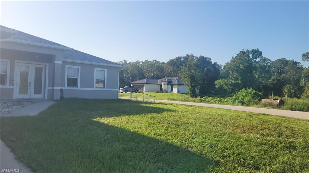 653 Foxchase Dr Property Photo 3