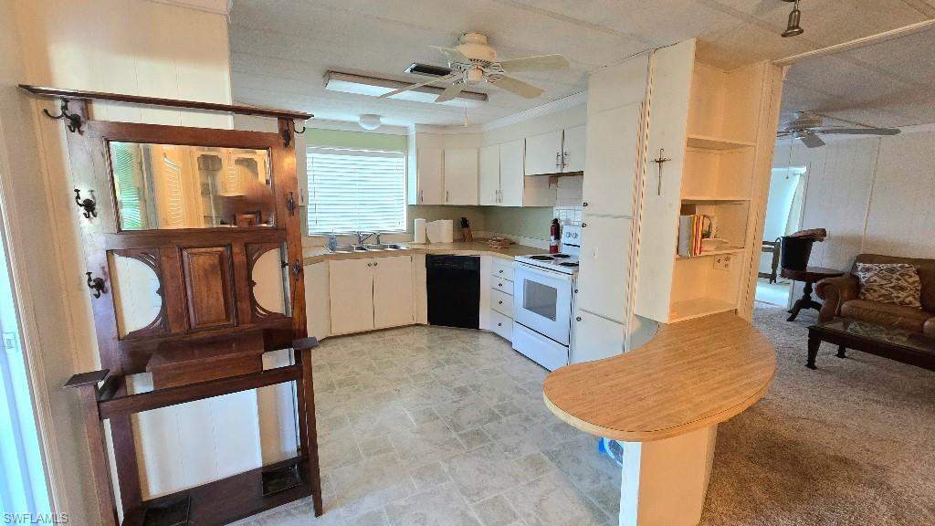 537 Charlemagne Blvd Property Photo 9