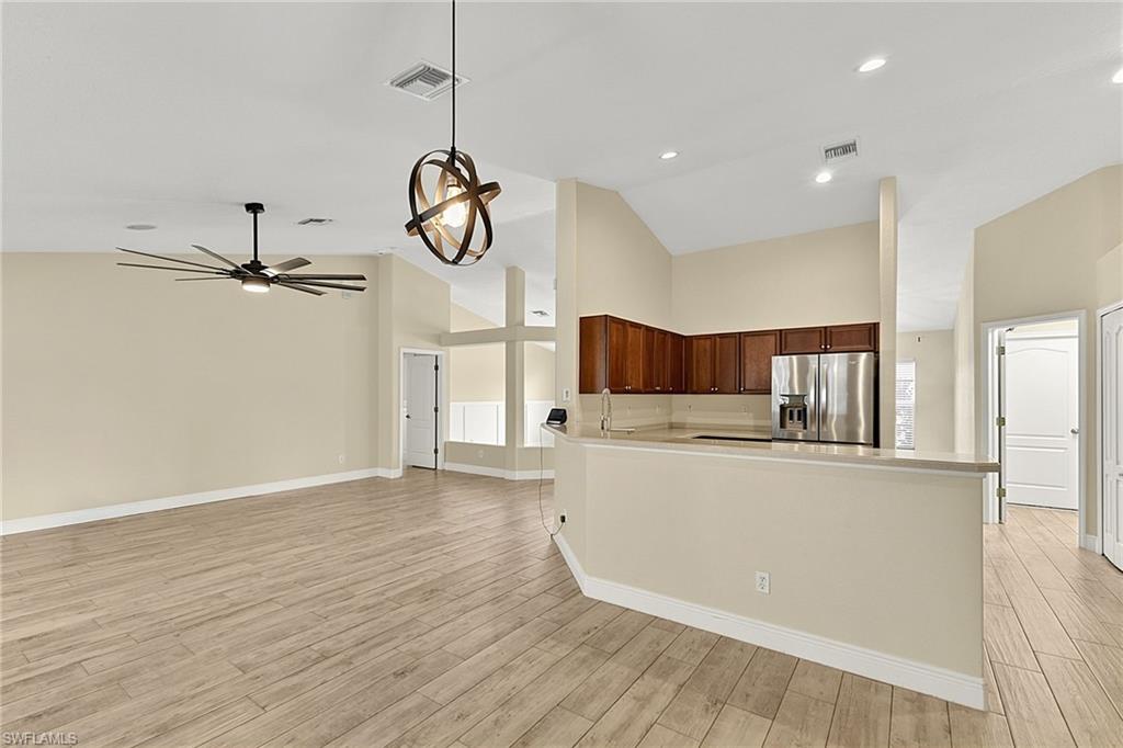 1927 Savona Pkwy W Property Photo 10