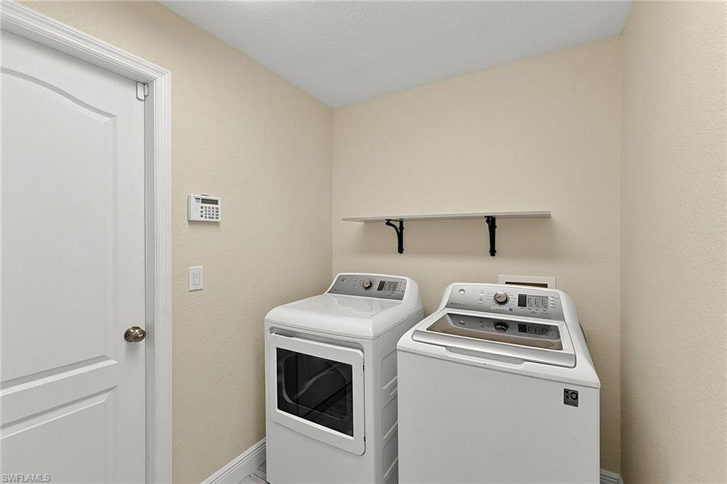 1927 Savona Pkwy W Property Photo 40