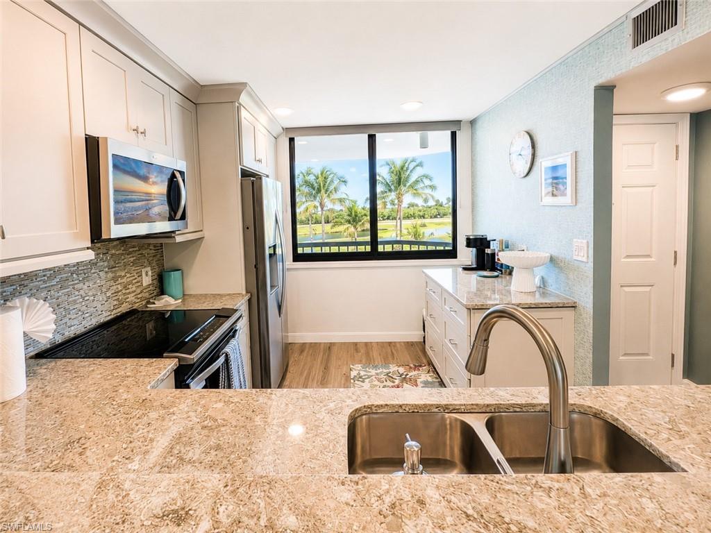 4203 Bay Beach Ln 3e Property Photo 4
