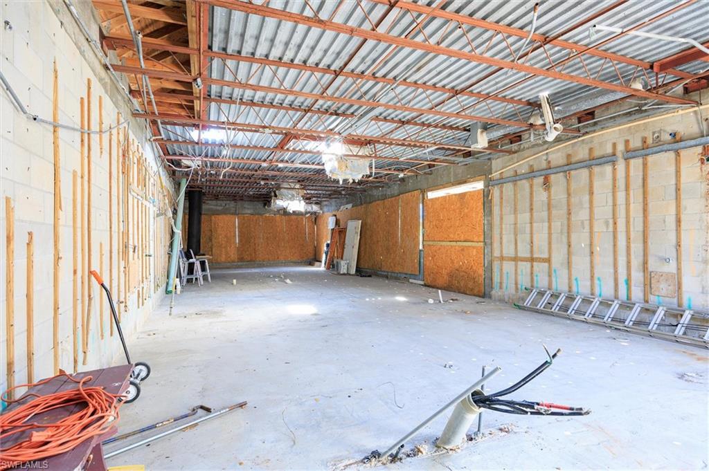 1167 Estero Blvd Property Photo 3