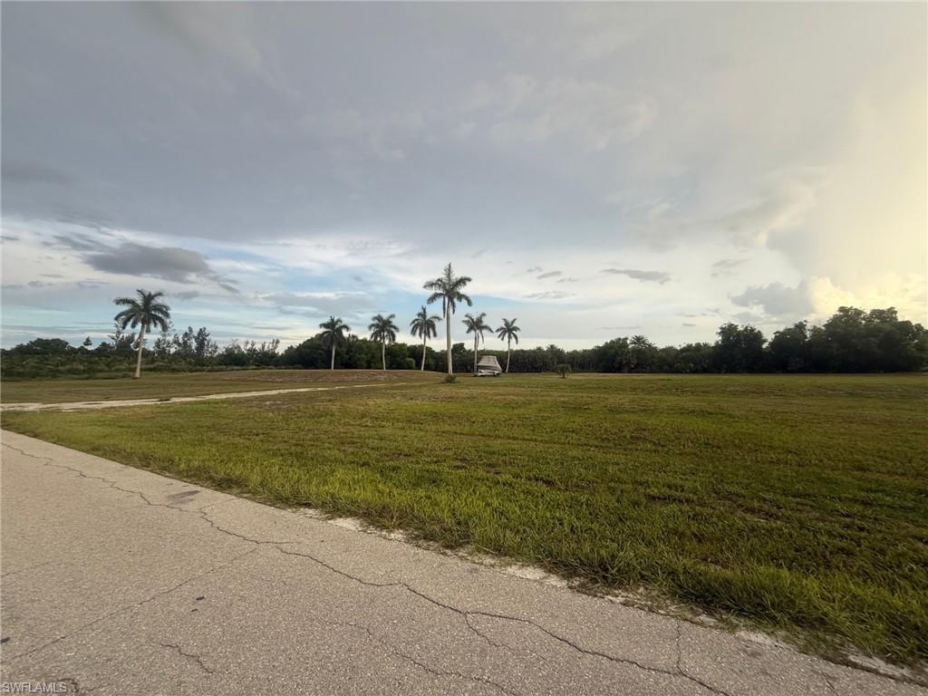 7655 Barrancas Ave Property Photo 2
