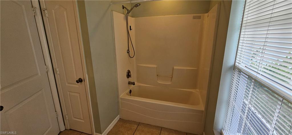 1021 Berwick St Property Photo 11