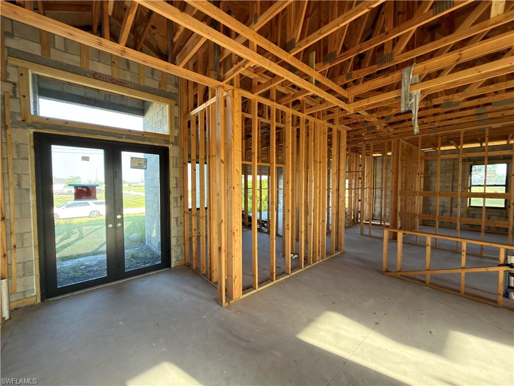 2713 Nw 18th Ave Property Photo 4