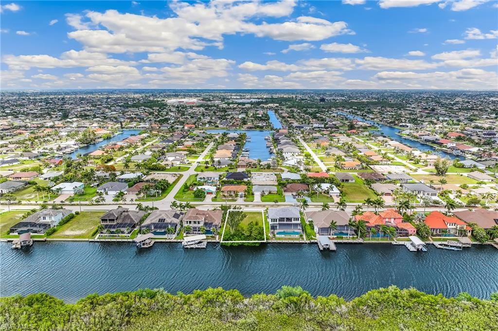 3508 Surfside Blvd Property Photo 10