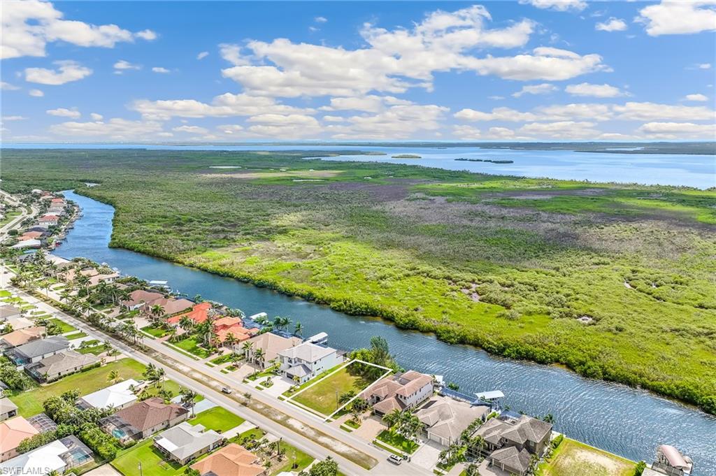 3508 Surfside Blvd Property Photo 13