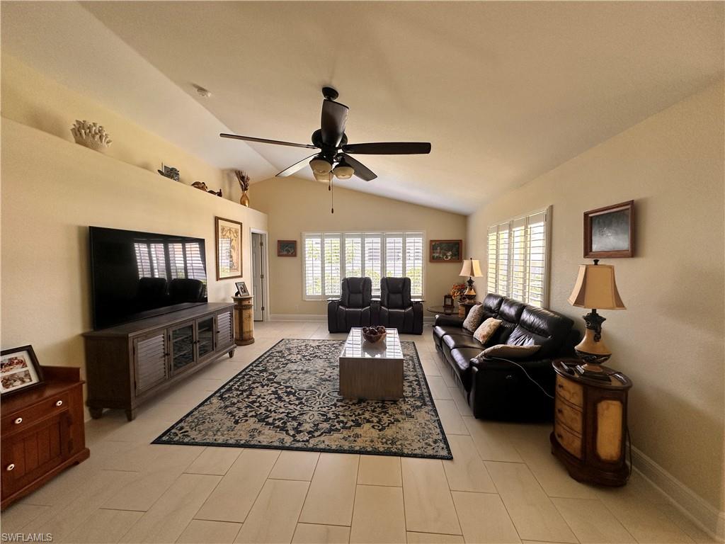 2916 Van Buren Pkwy Property Photo 9