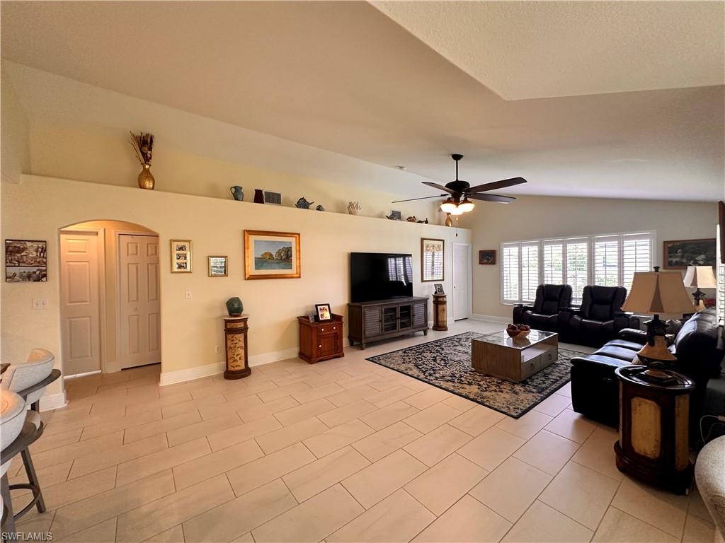 2916 Van Buren Pkwy Property Photo 12