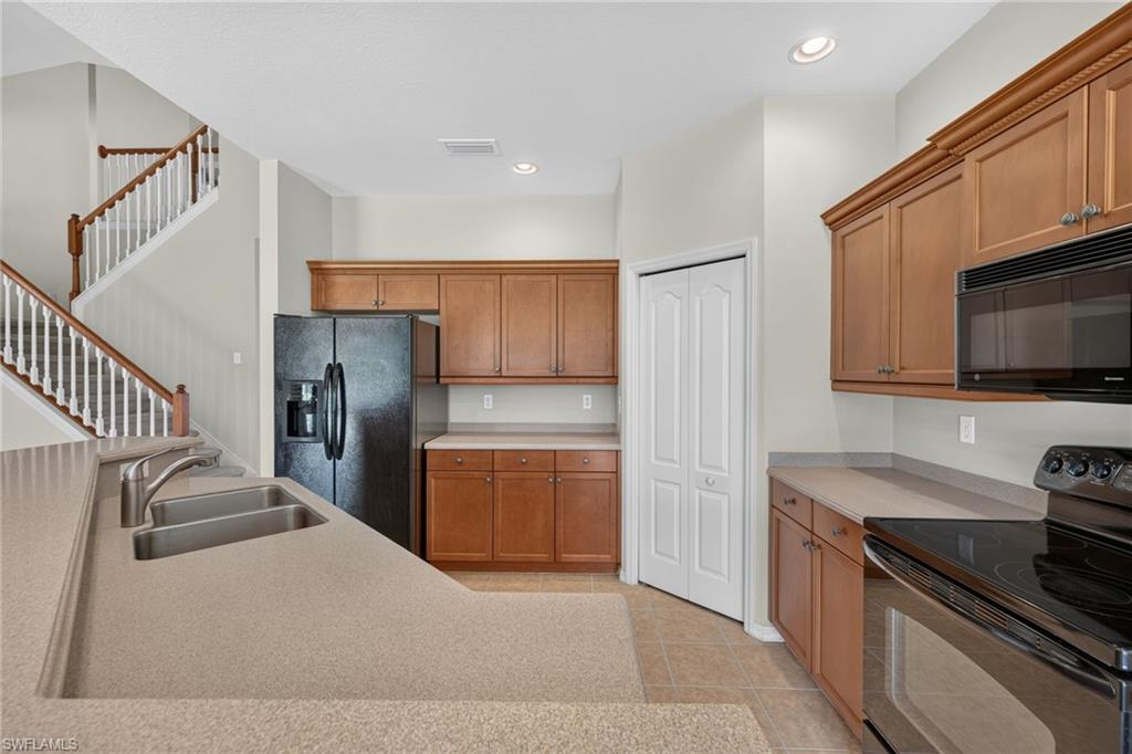 12755 Stone Tower Loop Property Photo 14