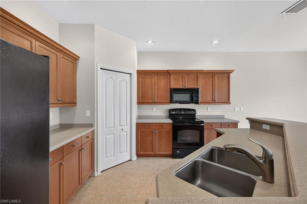 12755 Stone Tower Loop Property Photo 15