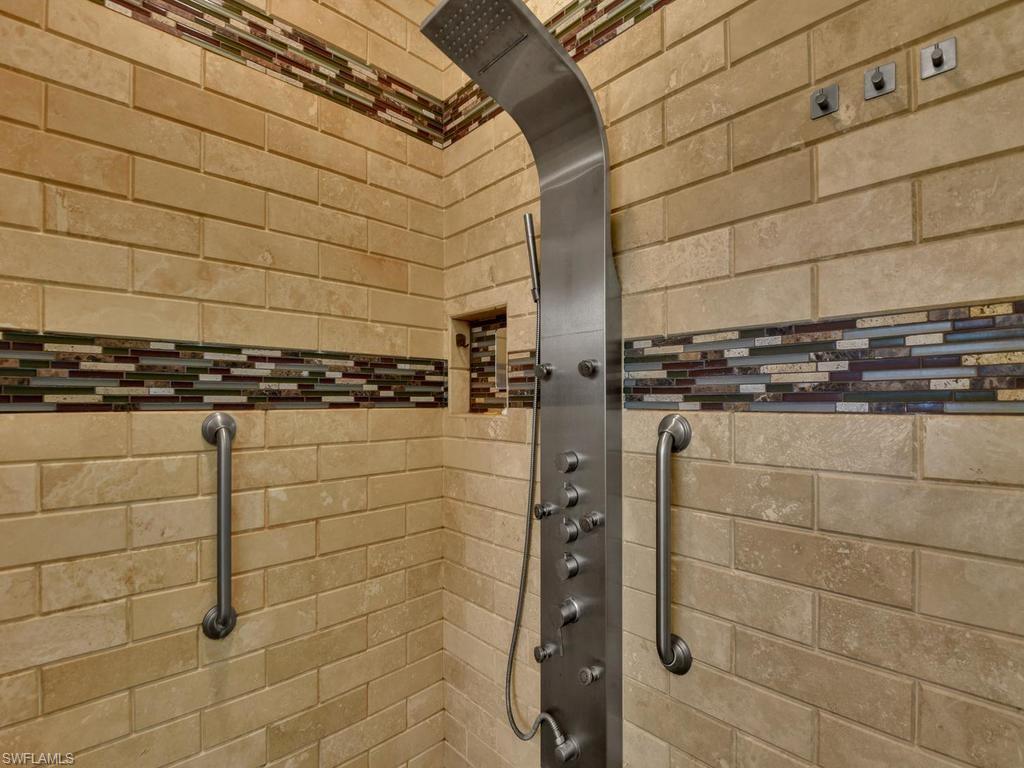 11570 Hampton Greens Dr Property Photo 27