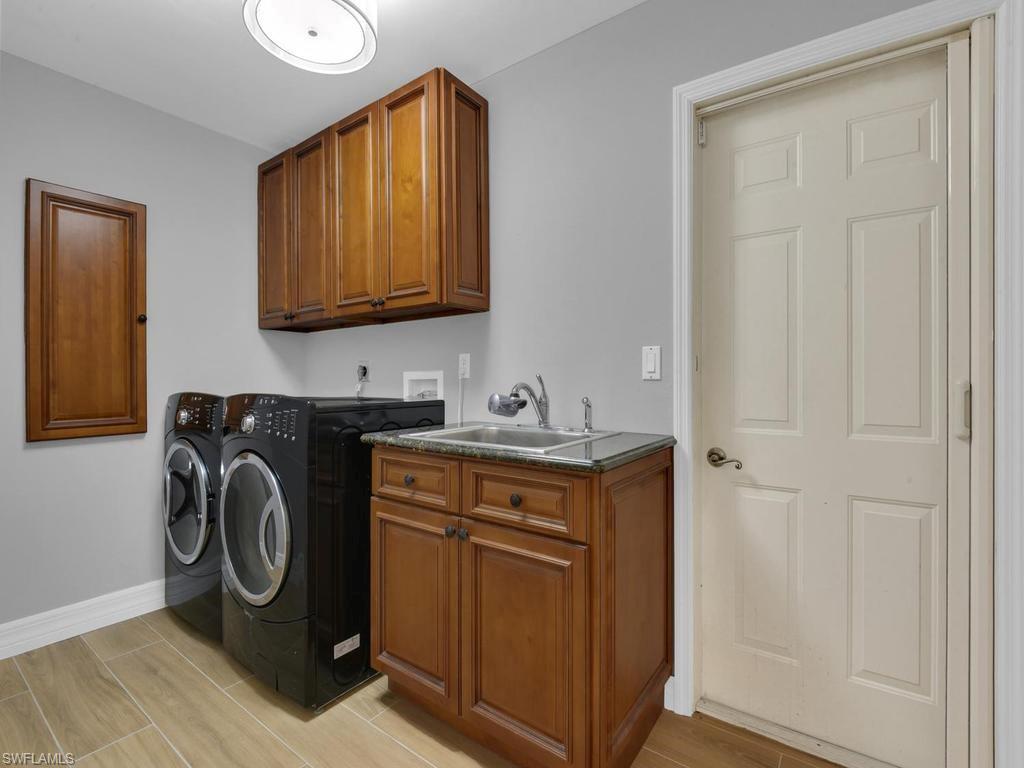 11570 Hampton Greens Dr Property Photo 33